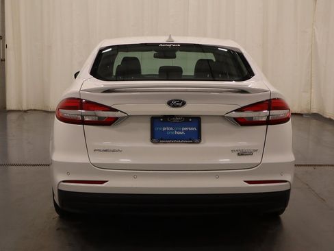 Used 2020 Ford Fusion Titanium image 8