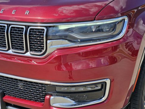 Used 2023 Jeep Wagoneer L Series III w/ Preferred Equipment Group image 42