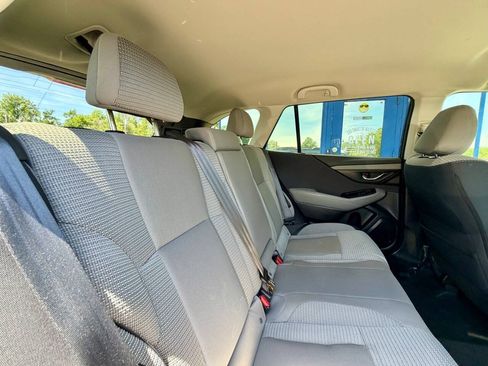 Used 2022 Subaru Outback Premium AWD/4WD image 28