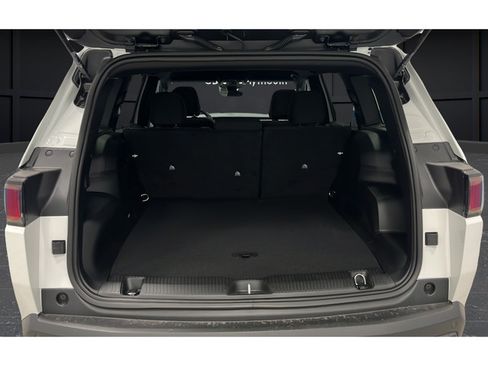 New 2026 Jeep Cherokee Laredo AWD/4WD image 26