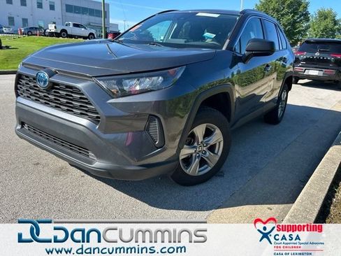 Used 2022 Toyota RAV4 LE AWD/4WD image 1