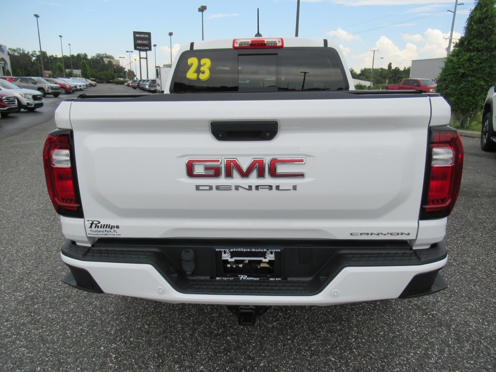 Used 2023 GMC Canyon Denali AWD/4WD image 6