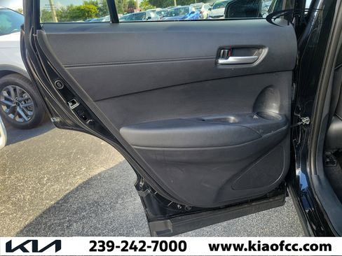 Used 2024 Toyota Corolla Cross AWD Hybrid w/ Convenience Package image 12
