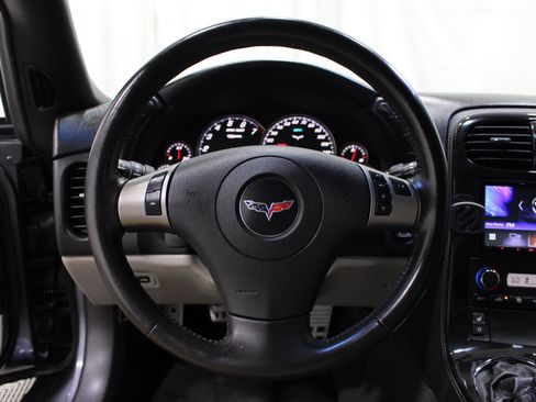 Used 2009 Chevrolet Corvette Z06 w/ Preferred Equipment Group RWD image 11