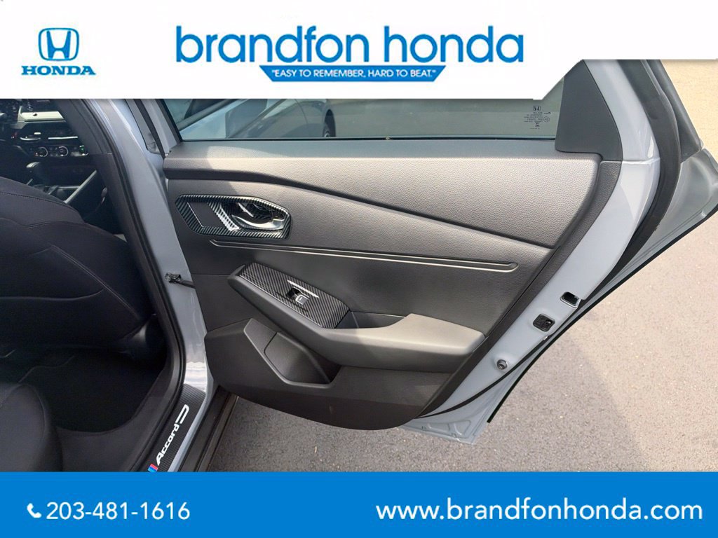 Used 2025 Honda Accord Sport image 9