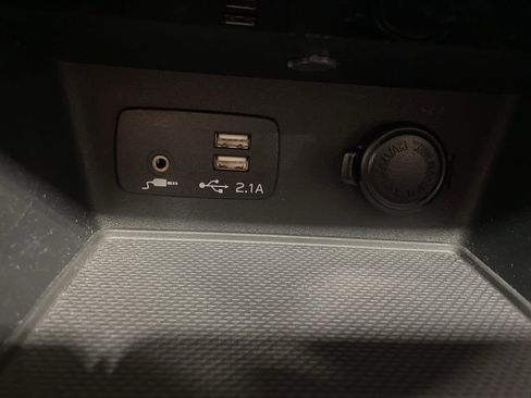 Certified 2021 Subaru Forester Limited image 11