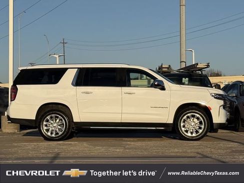 Used 2023 Chevrolet Suburban Premier image 5