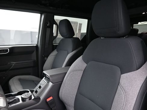 New 2025 Ford Bronco Big Bend AWD/4WD image 12