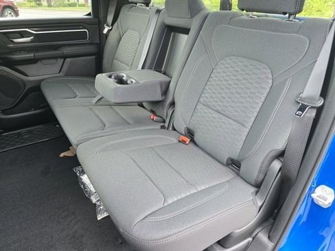 Used 2025 RAM 1500 Big Horn AWD/4WD image 37