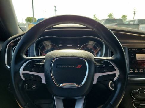 Used 2016 Dodge Charger SXT RWD image 20