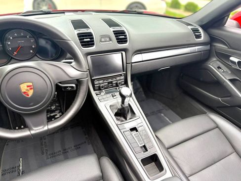 Used 2015 Porsche Boxster RWD image 18