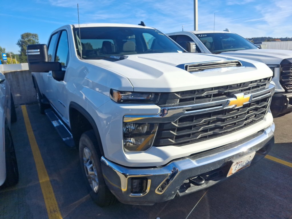 Certified 2025 Chevrolet Silverado 2500 LT w/ Convenience Package AWD/4WD image 2