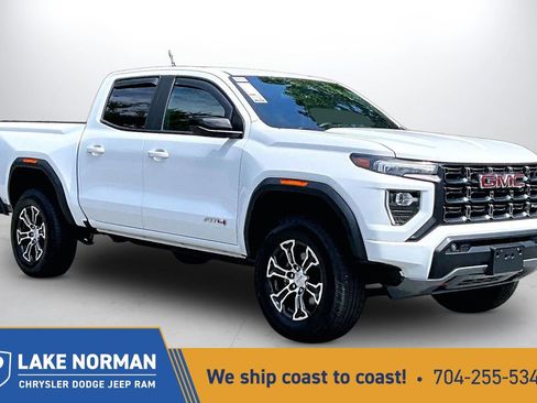 Used 2023 GMC Canyon AT4 AWD/4WD image 1