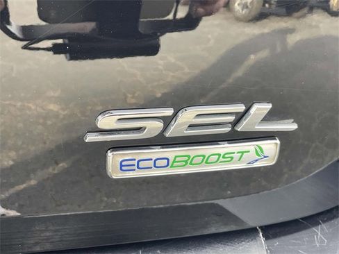 Used 2017 Ford Edge SEL w/ Cargo Accessory Package image 10