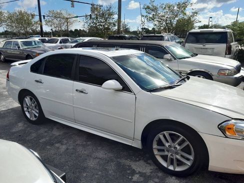 Used 2013 Chevrolet Impala LTZ FWD image 2