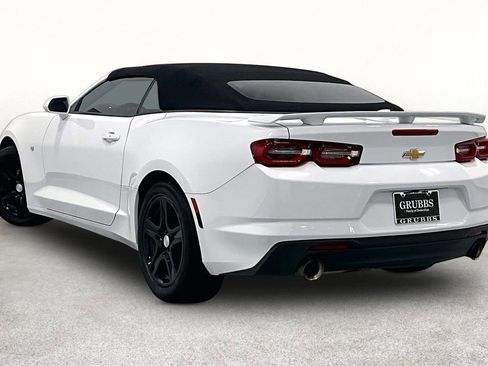 Used 2022 Chevrolet Camaro LT RWD image 10