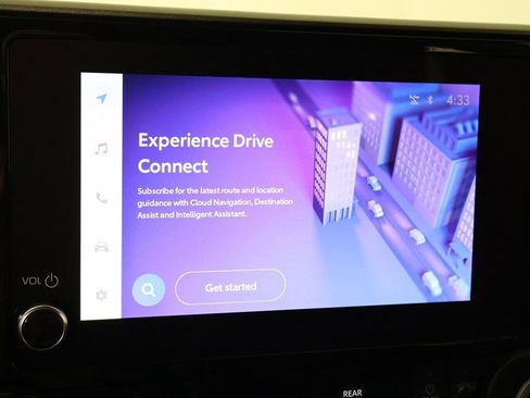 Used 2024 Toyota Highlander LE image 44