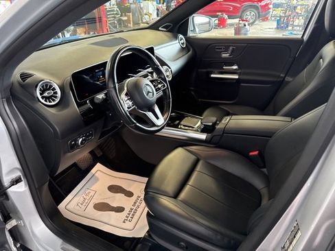 Used 2021 Mercedes-Benz GLA 250 4MATIC image 13