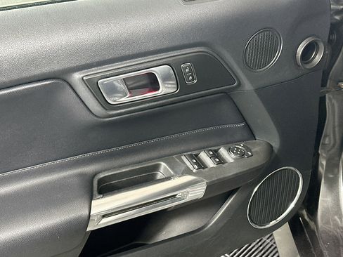 Used 2019 Ford Mustang Premium image 15