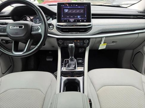 Certified 2022 Jeep Compass Latitude w/ Convenience Group FWD image 14