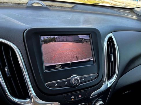 Used 2024 Chevrolet Equinox LT image 16