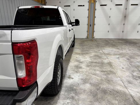Used 2019 Ford F250 XL w/ Power Equipment Group RWD image 10