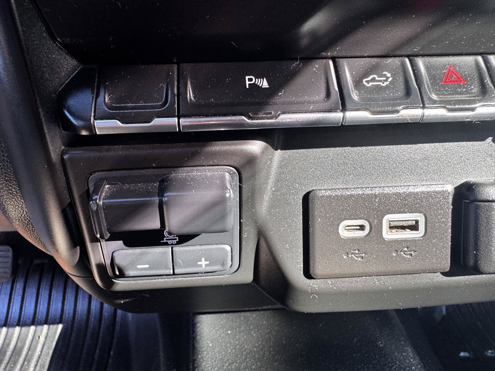 Certified 2022 Chevrolet Silverado 2500 W/T w/ WT Convenience Package AWD/4WD image 24