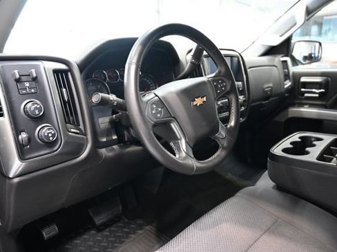 Used 2018 Chevrolet Silverado 1500 LT w/ All Star Edition AWD/4WD image 19