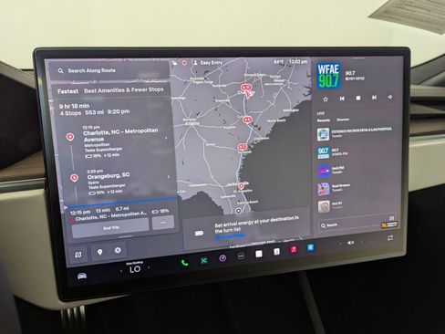 Used 2023 Tesla Model S Standard Range image 17