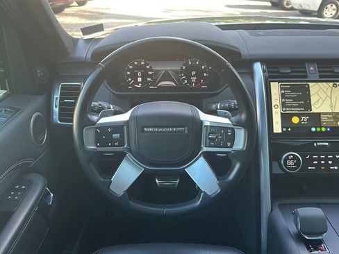 Used 2023 Land Rover Discovery HSE R-Dynamic AWD/4WD image 10