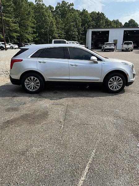 Used 2017 Cadillac XT5 Luxury FWD image 8
