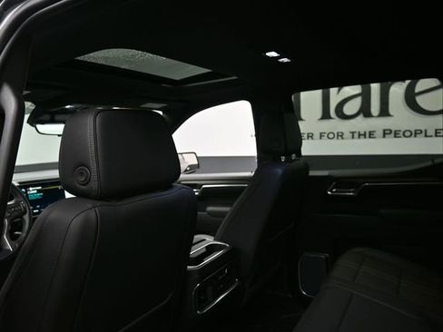 Certified 2025 Chevrolet Silverado 1500 High Country image 24