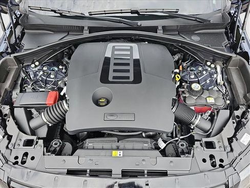 New 2025 Land Rover Range Rover Velar Dynamic SE image 14