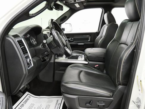 Used 2017 RAM 3500 Laramie Longhorn image 11