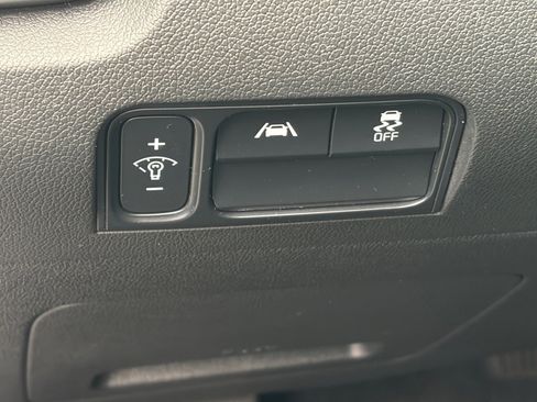 Certified 2022 Kia Sorento LX FWD image 10