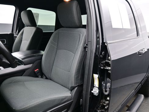 Used 2021 RAM 2500 Big Horn w/ Night Edition image 12