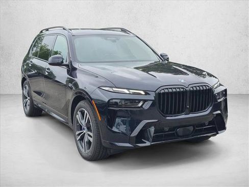 New 2027 BMW X7 xDrive40i w/ M Sport Package AWD/4WD image 7