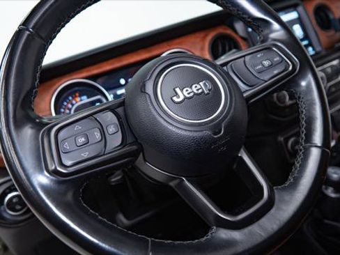 Used 2022 Jeep Gladiator Sport image 24