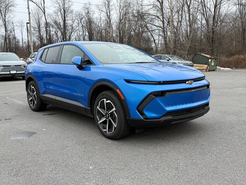 New 2026 Chevrolet Equinox EV LT image 1