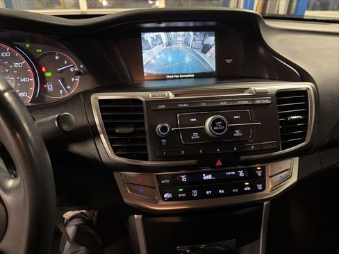 Used 2013 Honda Accord Sport image 10