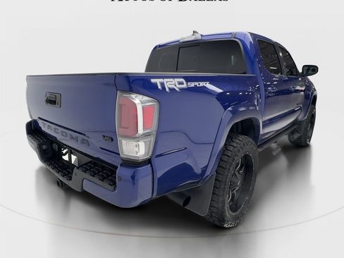 Used 2022 Toyota Tacoma TRD Sport w/ Technology Package RWD image 9