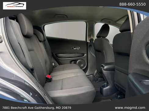 Used 2019 Honda HR-V LX image 16