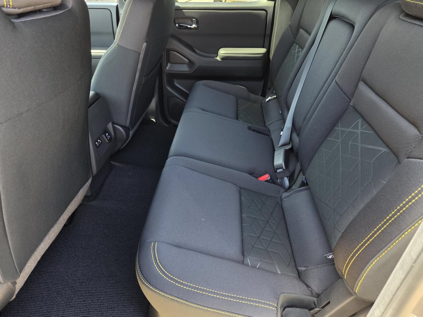 New 2027 Nissan Frontier SV w/ SV Convenience Package RWD image 14