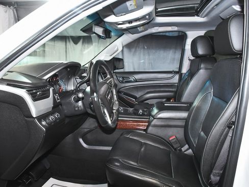 Used 2017 GMC Yukon SLT w/ Open Road Package image 46