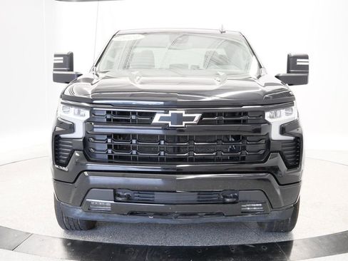 Used 2022 Chevrolet Silverado 1500 RST w/ Max Trailering Package image 4