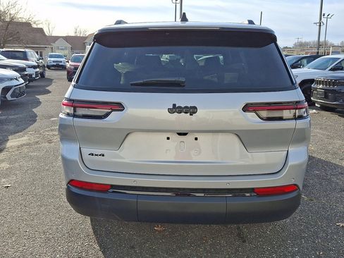 New 2025 Jeep Grand Cherokee L Altitude AWD/4WD image 6