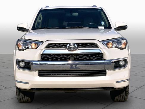 Used 2015 Toyota 4Runner Limited AWD/4WD image 4
