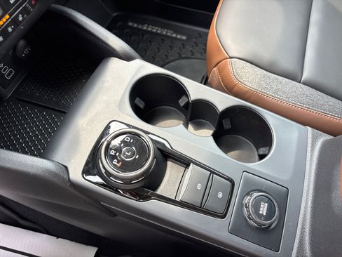 Used 2024 Ford Bronco Sport Outer Banks AWD/4WD image 24