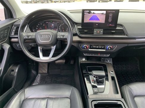 Used 2021 Audi Q5 2.0T Premium w/ Convenience Package image 16