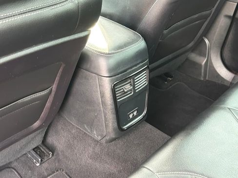 Used 2019 Dodge Charger SXT w/ Blacktop Package image 12